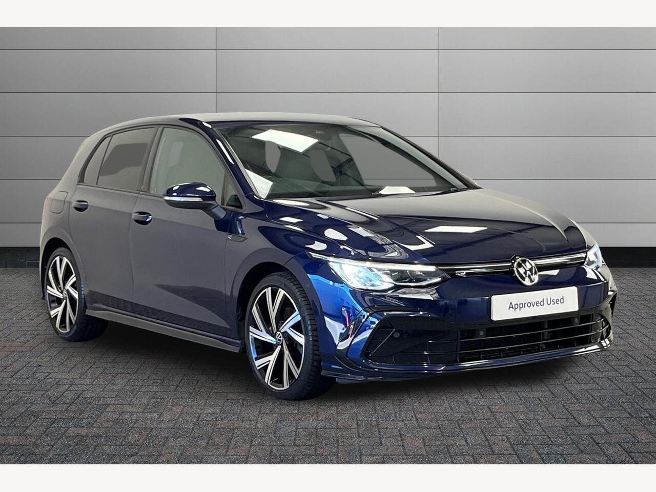 Main listing image - Volkswagen Golf