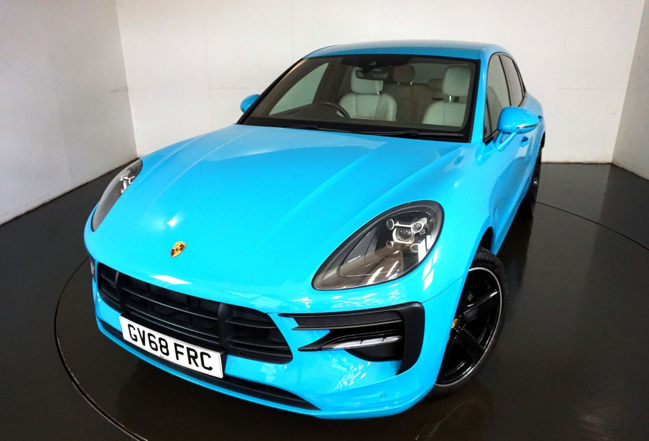 Main listing image - Porsche Macan