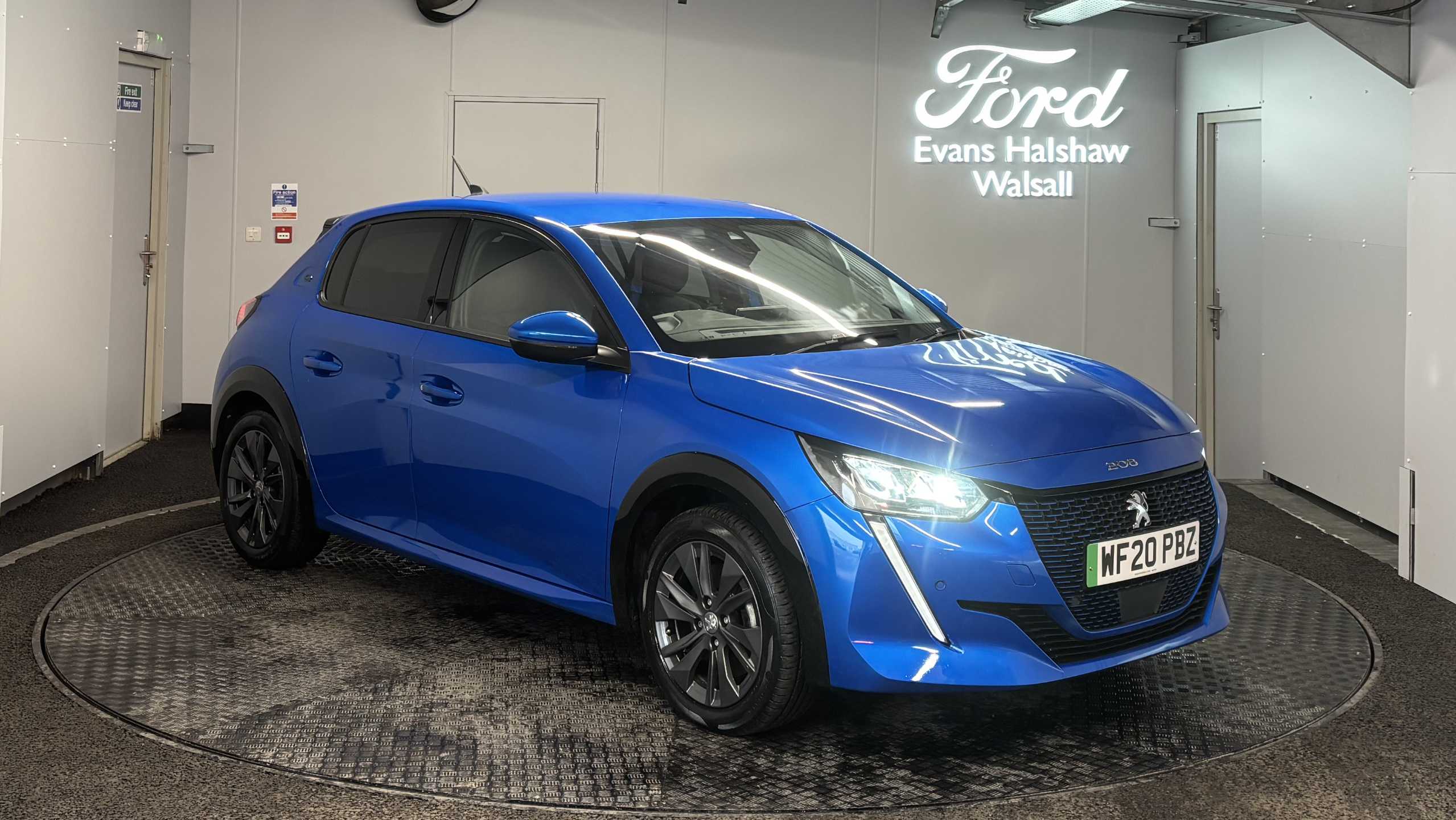 Main listing image - Peugeot e-208