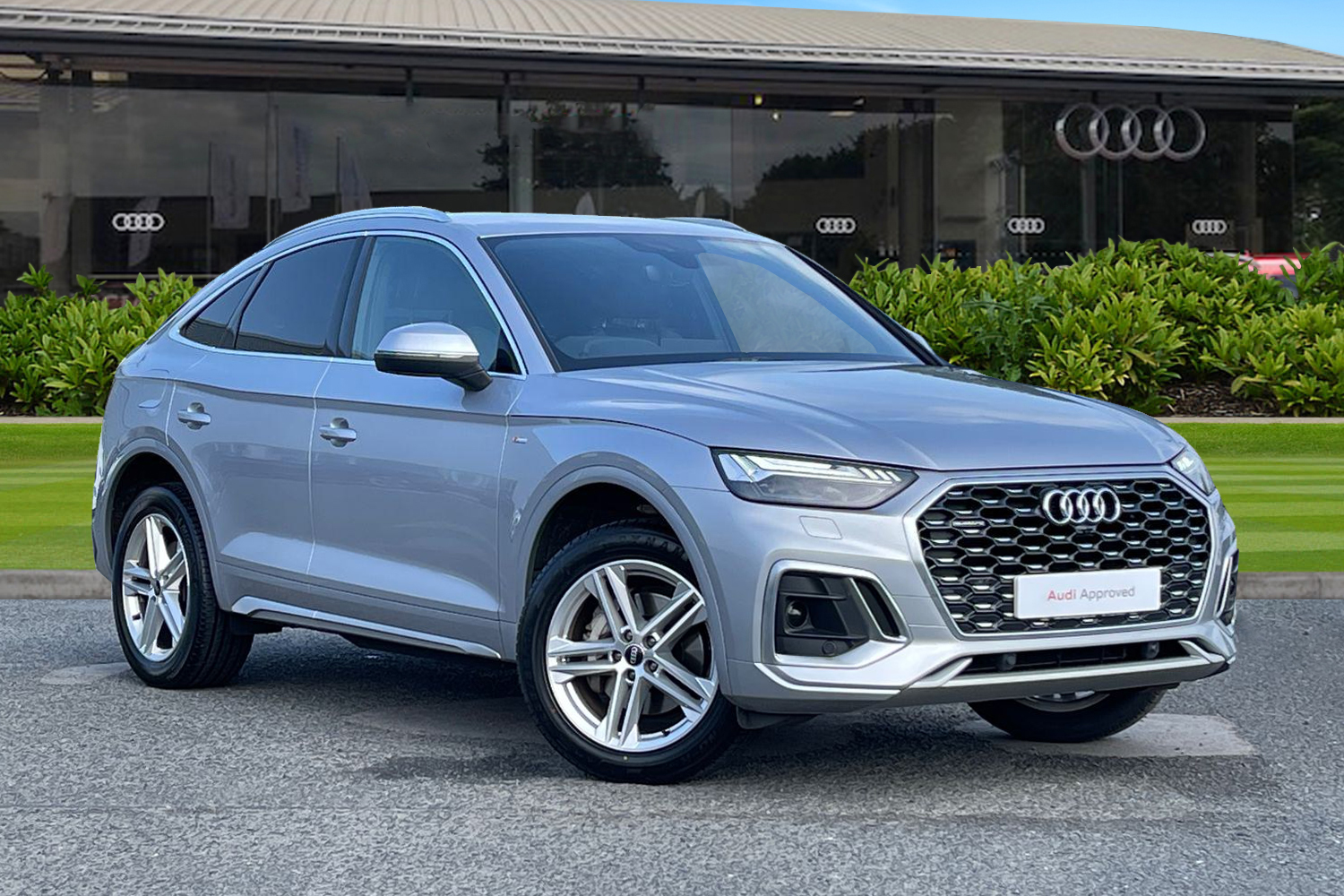 Main listing image - Audi Q5 Sportback