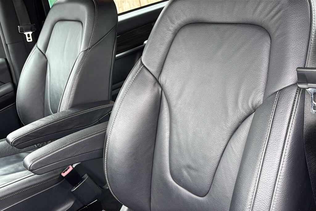 Main listing image - Mercedes-Benz EQV