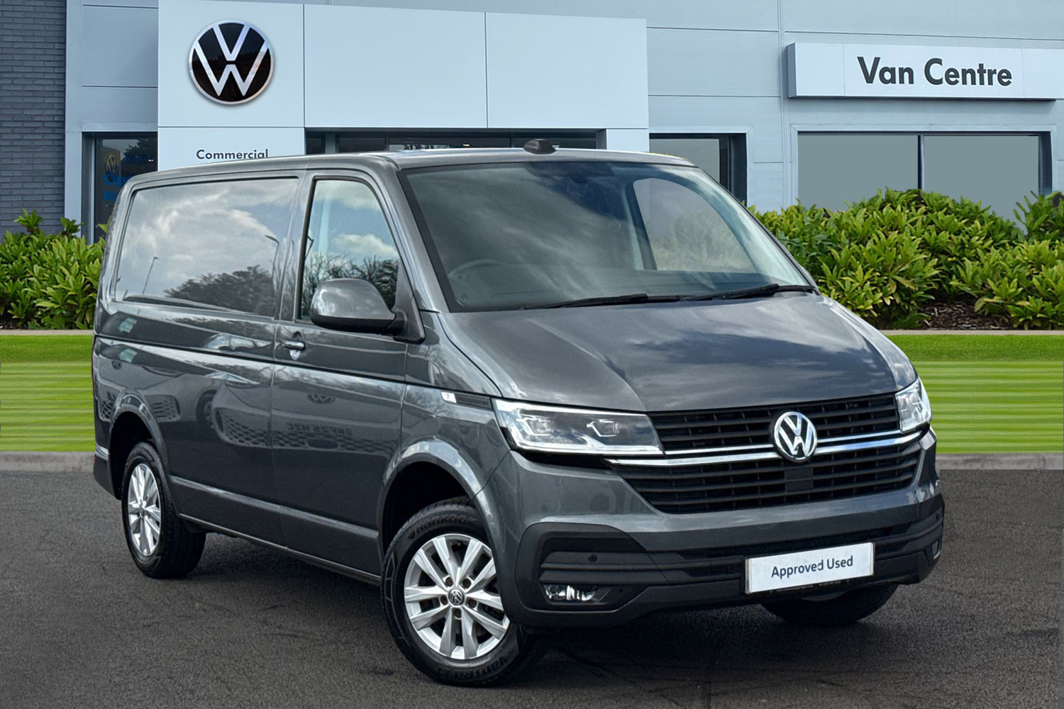 Main listing image - Volkswagen Transporter