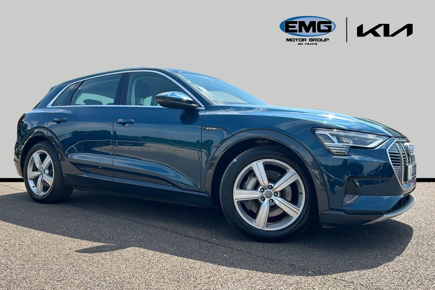 Main listing image - Audi e-tron