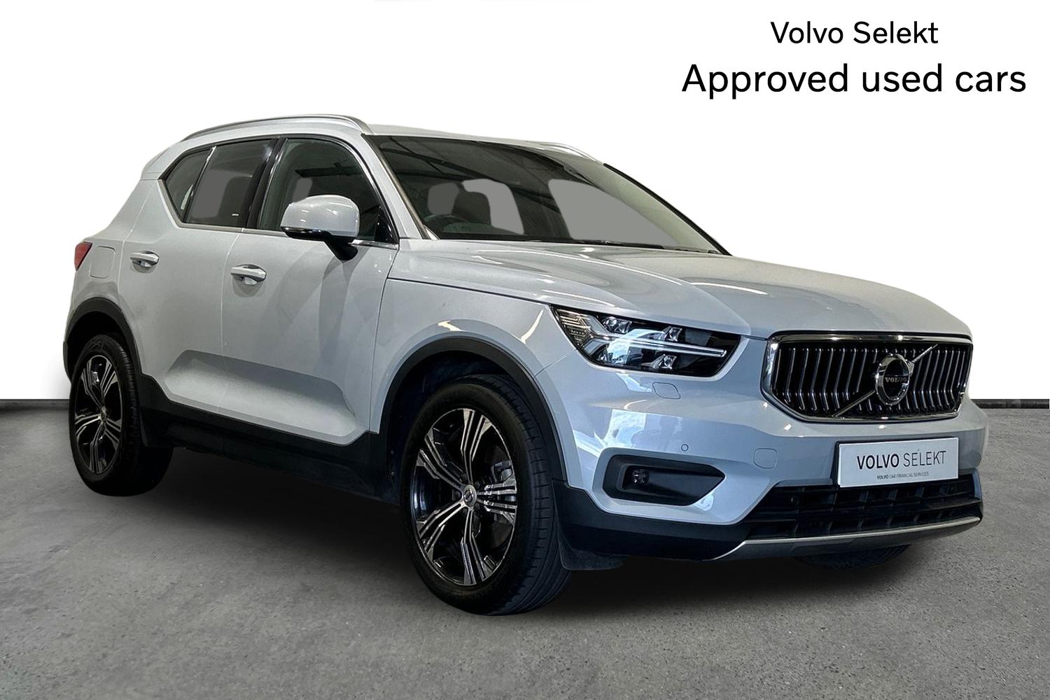 Main listing image - Volvo XC40