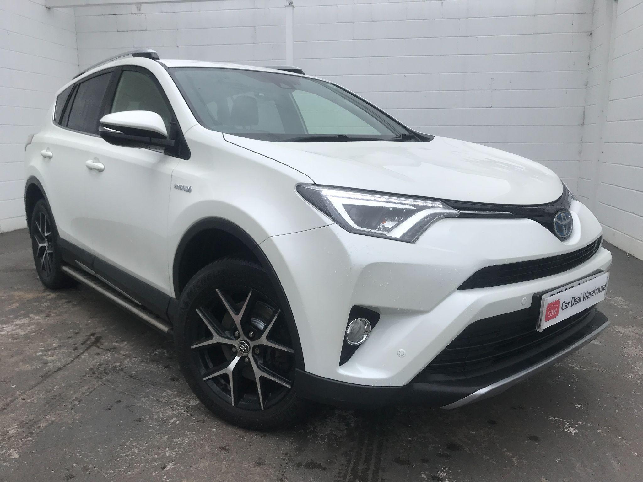 Main listing image - Toyota RAV4