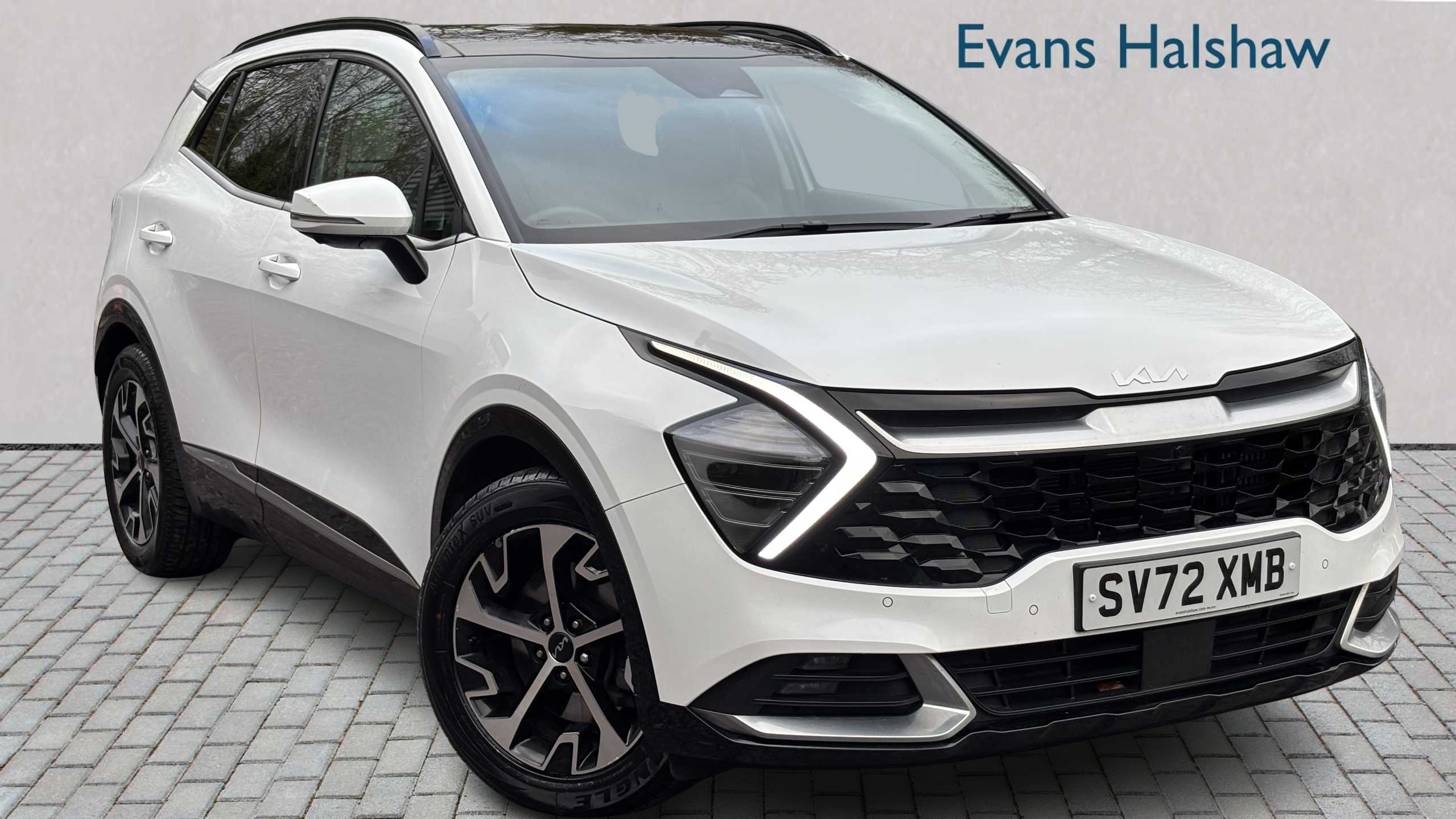 Main listing image - Kia Sportage