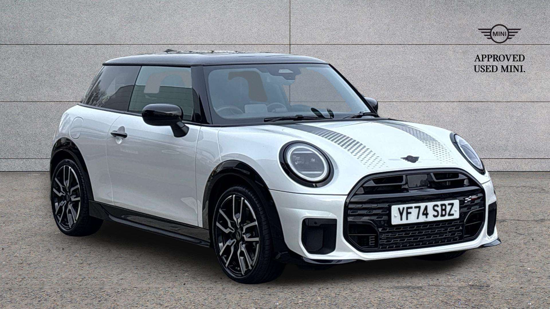 Main listing image - MINI Hatchback