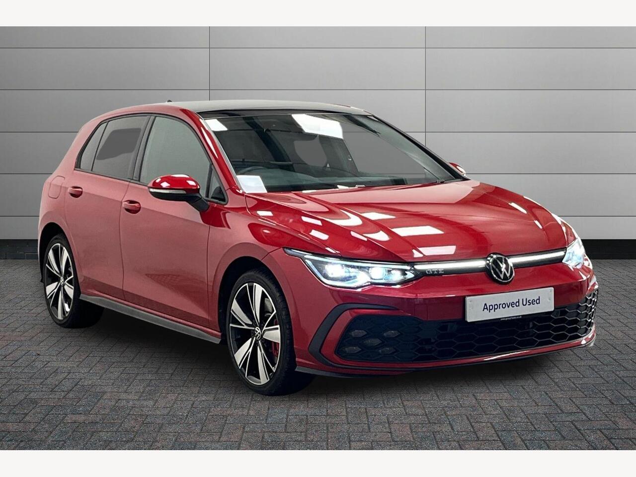 Main listing image - Volkswagen Golf GTE