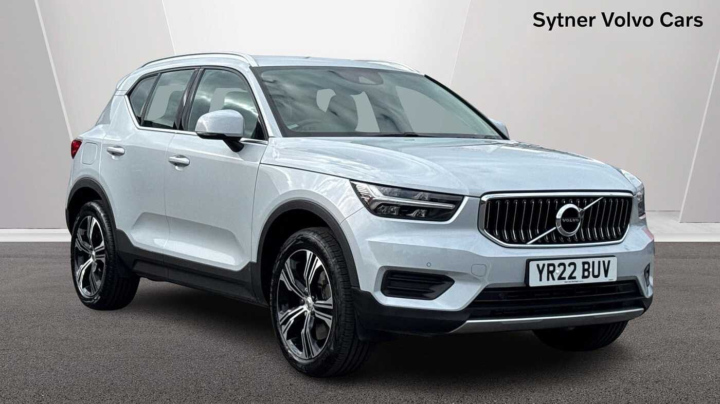 Main listing image - Volvo XC40 Recharge