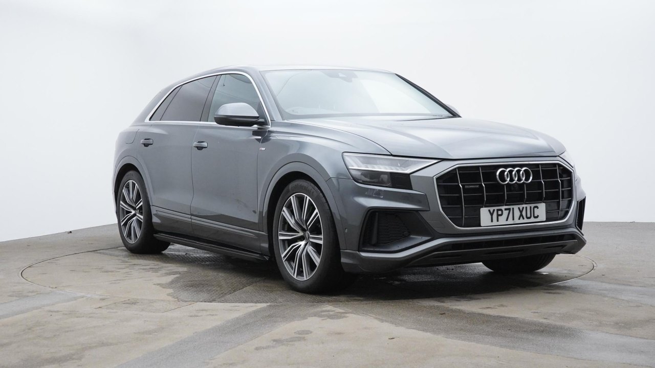 Main listing image - Audi Q8