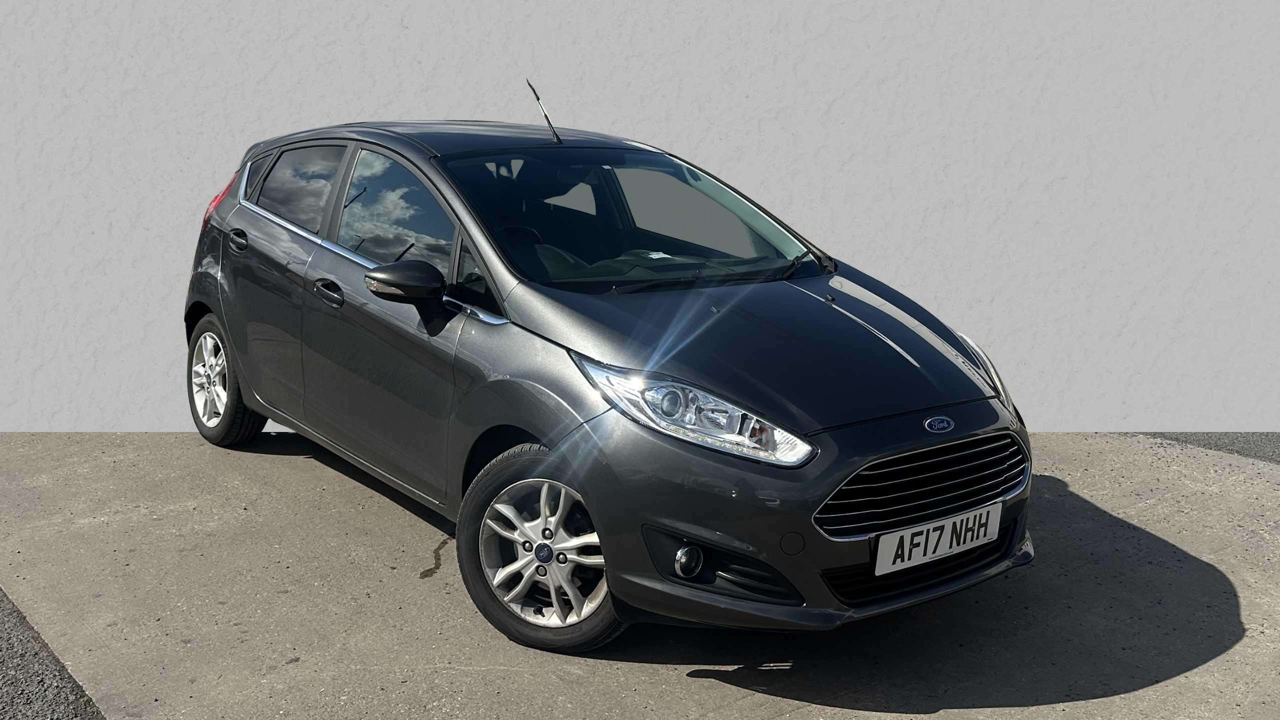 Main listing image - Ford Fiesta