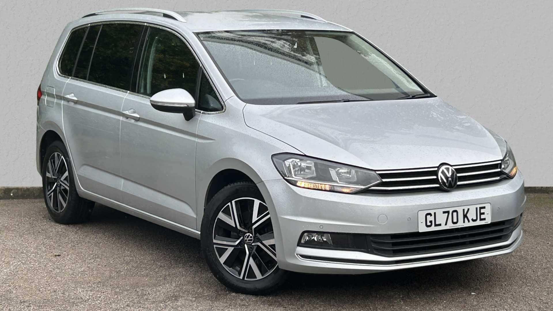 Main listing image - Volkswagen Touran