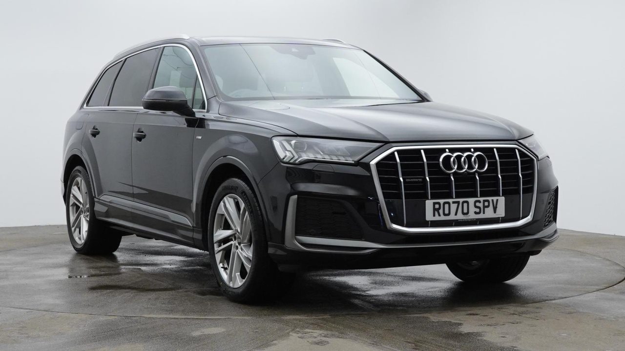 Main listing image - Audi Q7