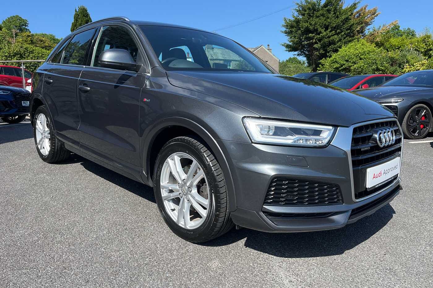Main listing image - Audi Q3