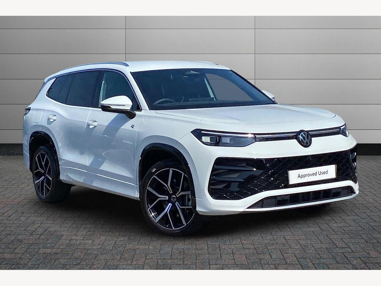 Main listing image - Volkswagen Tayron