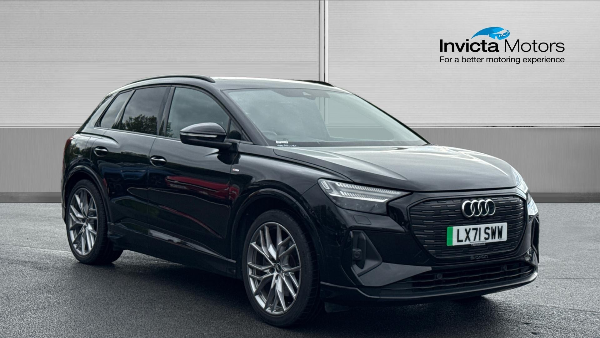 Main listing image - Audi Q4