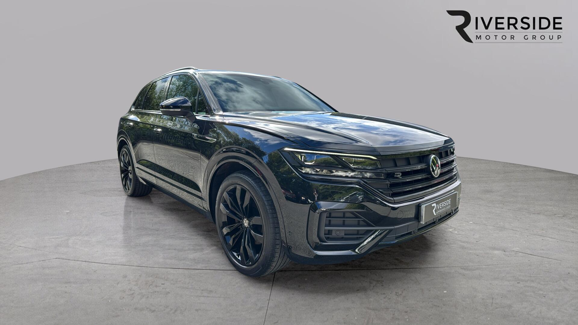 Main listing image - Volkswagen Touareg