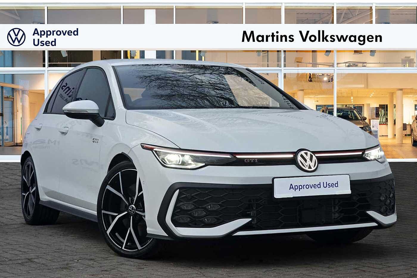 Main listing image - Volkswagen Golf
