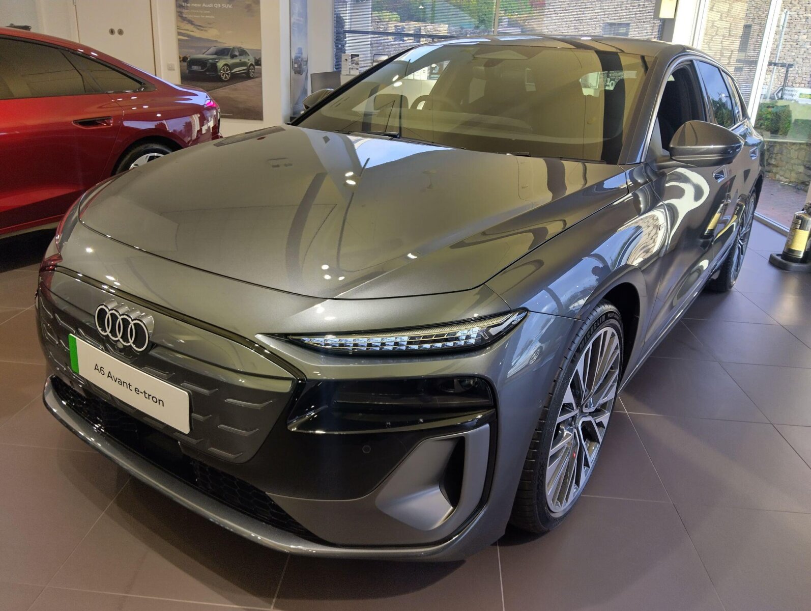 Main listing image - Audi S6