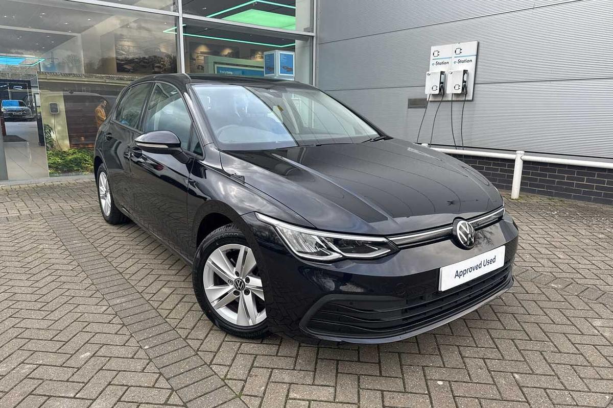 Main listing image - Volkswagen Golf