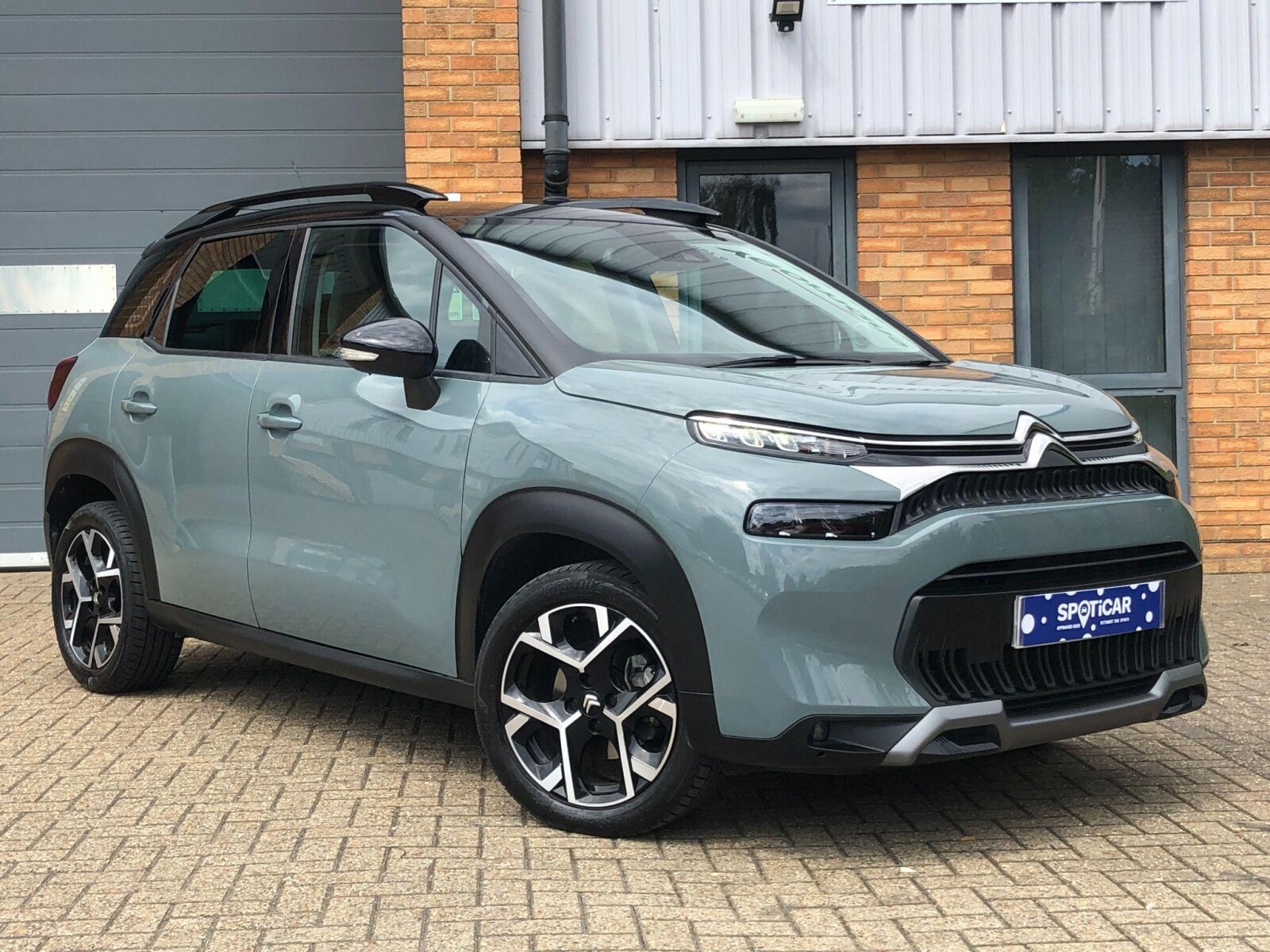 Main listing image - Citroen C3 Aircross