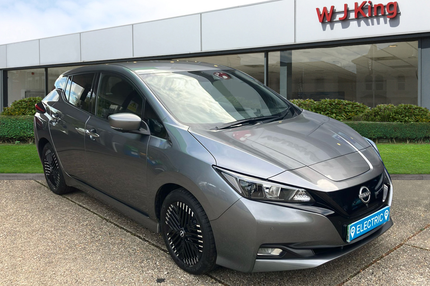 Main listing image - Nissan Leaf