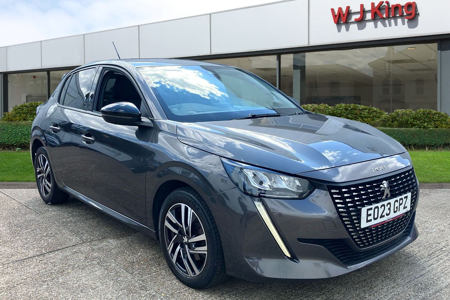 Main listing image - Peugeot 208