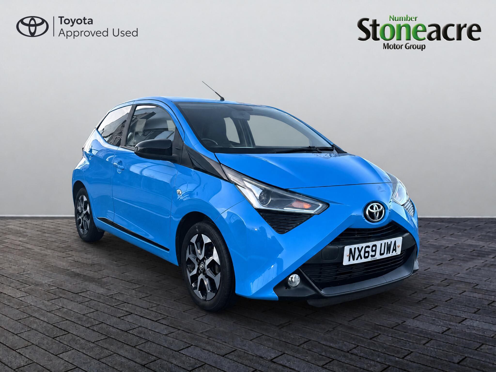 Main listing image - Toyota Aygo