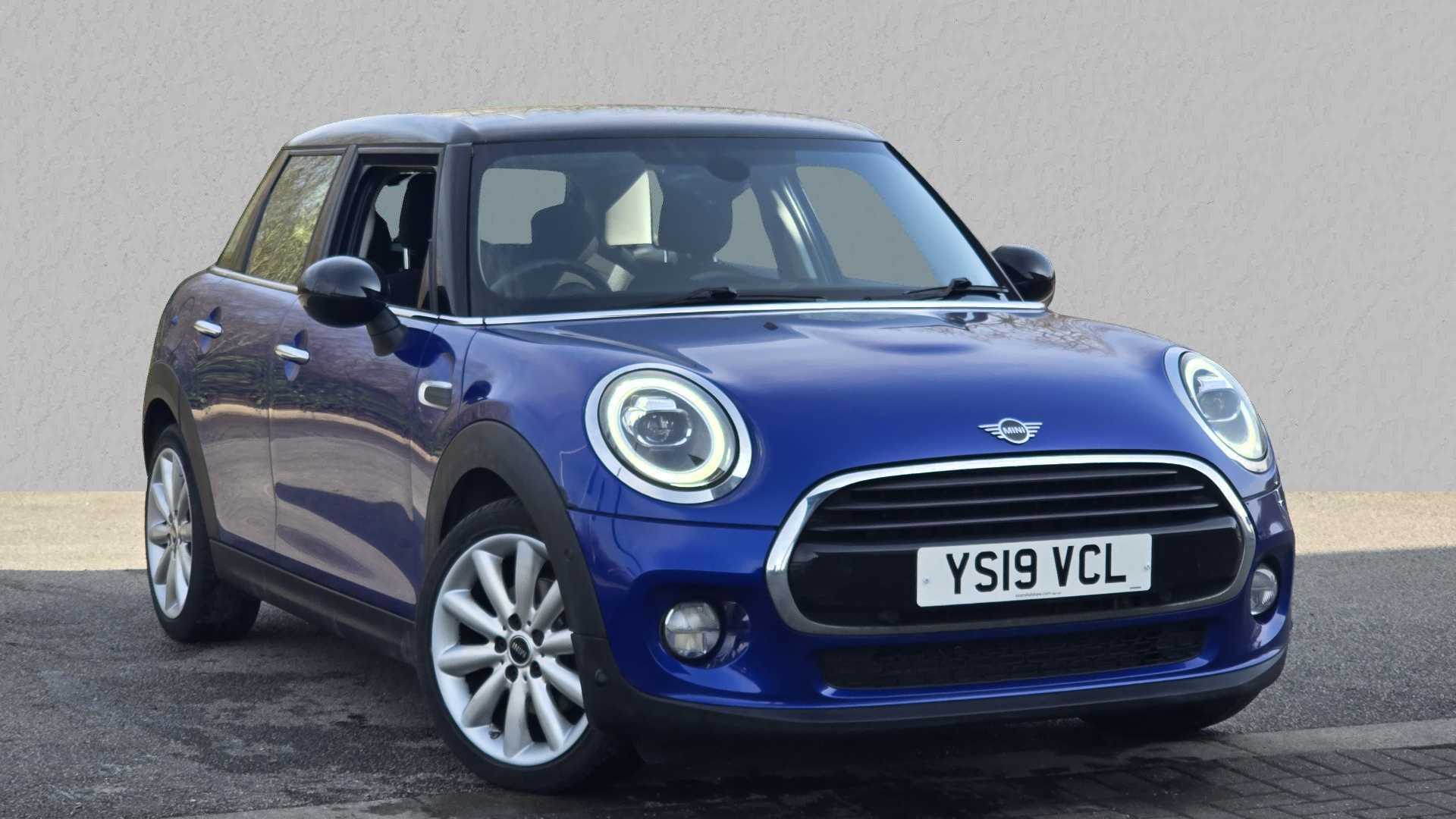 Main listing image - MINI Hatchback 5dr