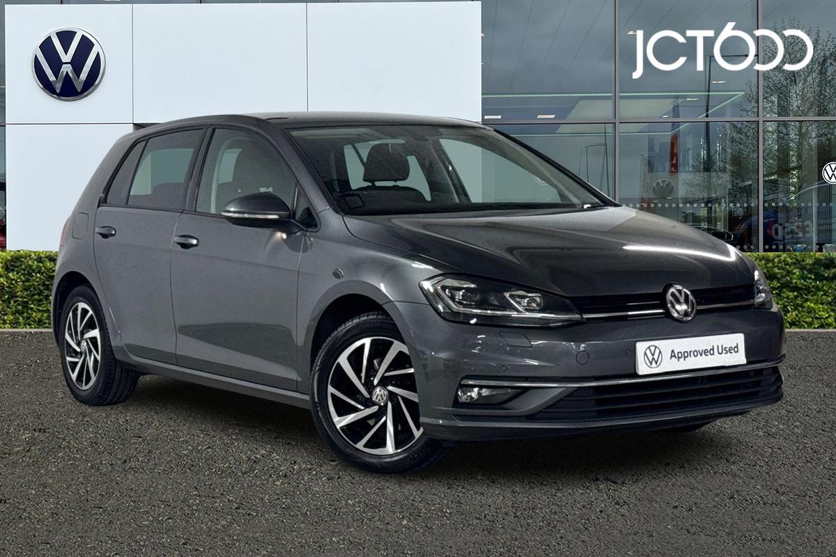 Main listing image - Volkswagen Golf