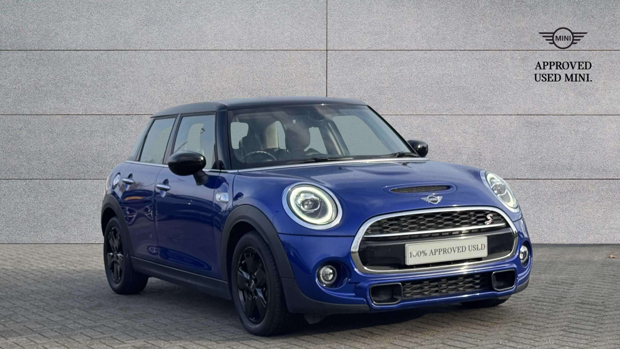 Main listing image - MINI Hatchback 5dr