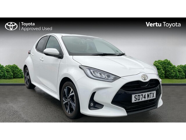 Main listing image - Toyota Yaris