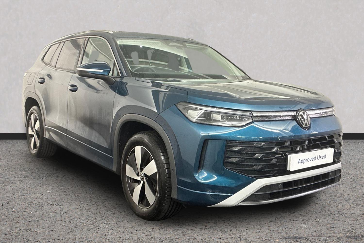 Main listing image - Volkswagen Tayron