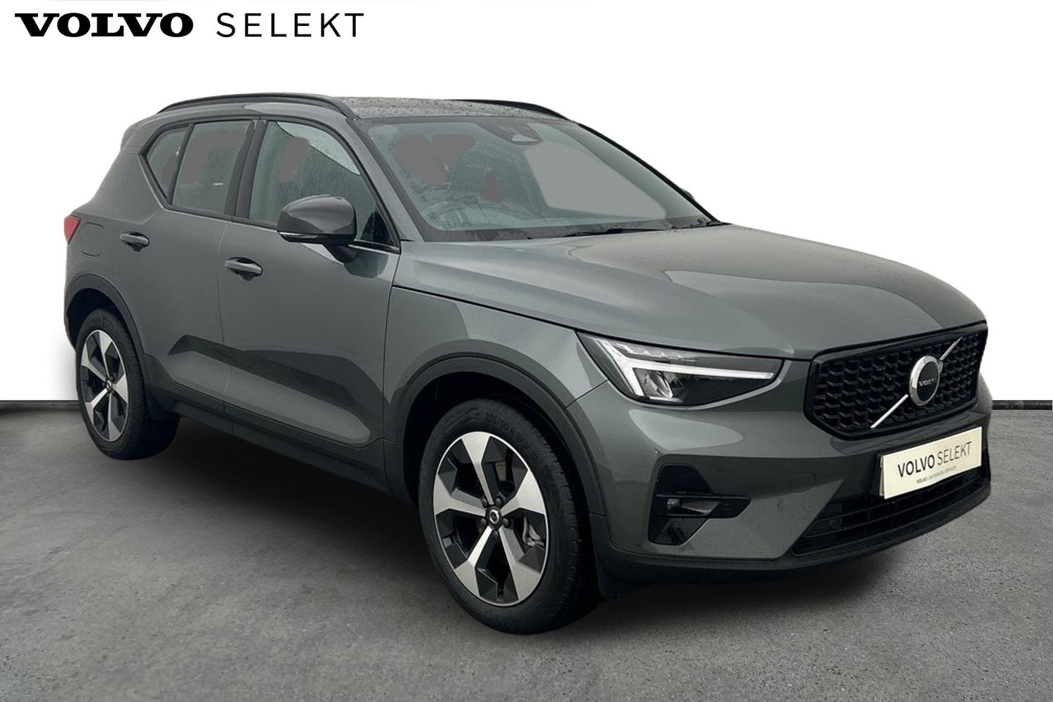 Main listing image - Volvo XC40