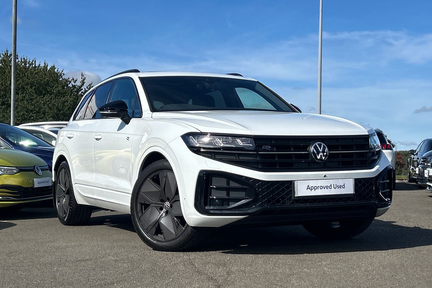 Main listing image - Volkswagen Touareg