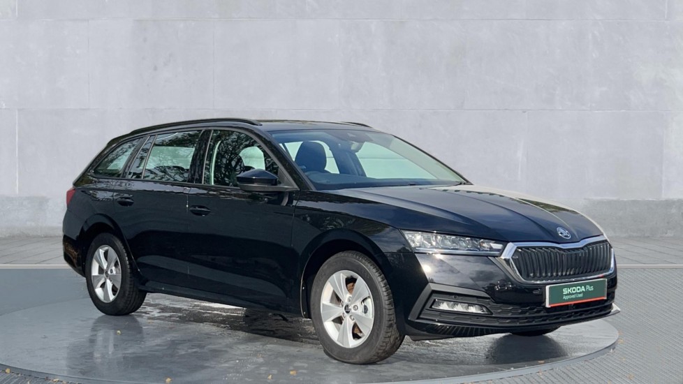 Main listing image - Skoda Octavia Estate