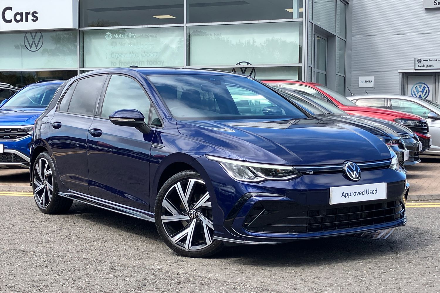Main listing image - Volkswagen Golf