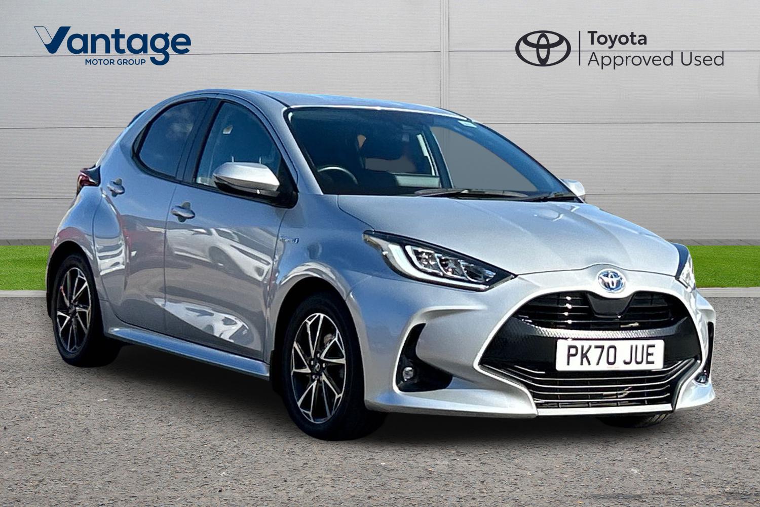 Main listing image - Toyota Yaris