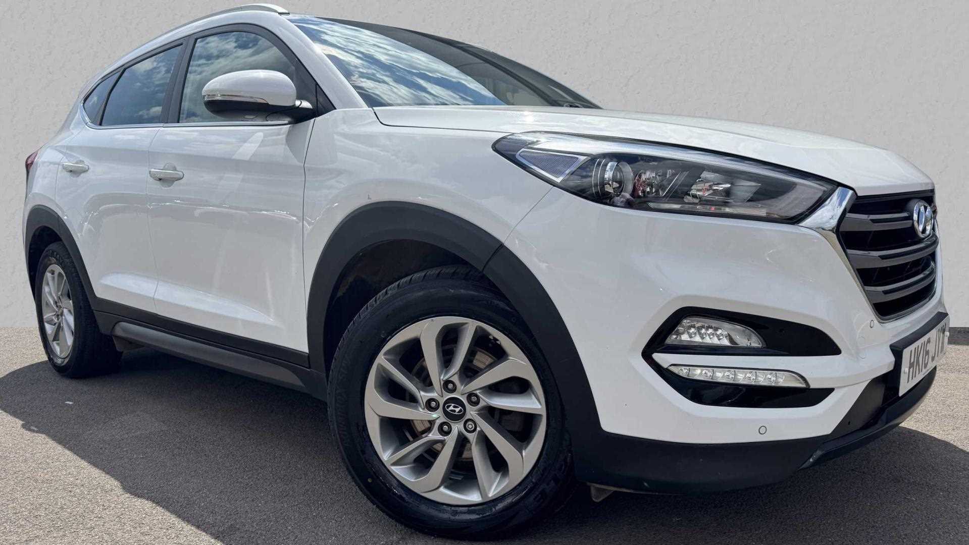 Main listing image - Hyundai Tucson