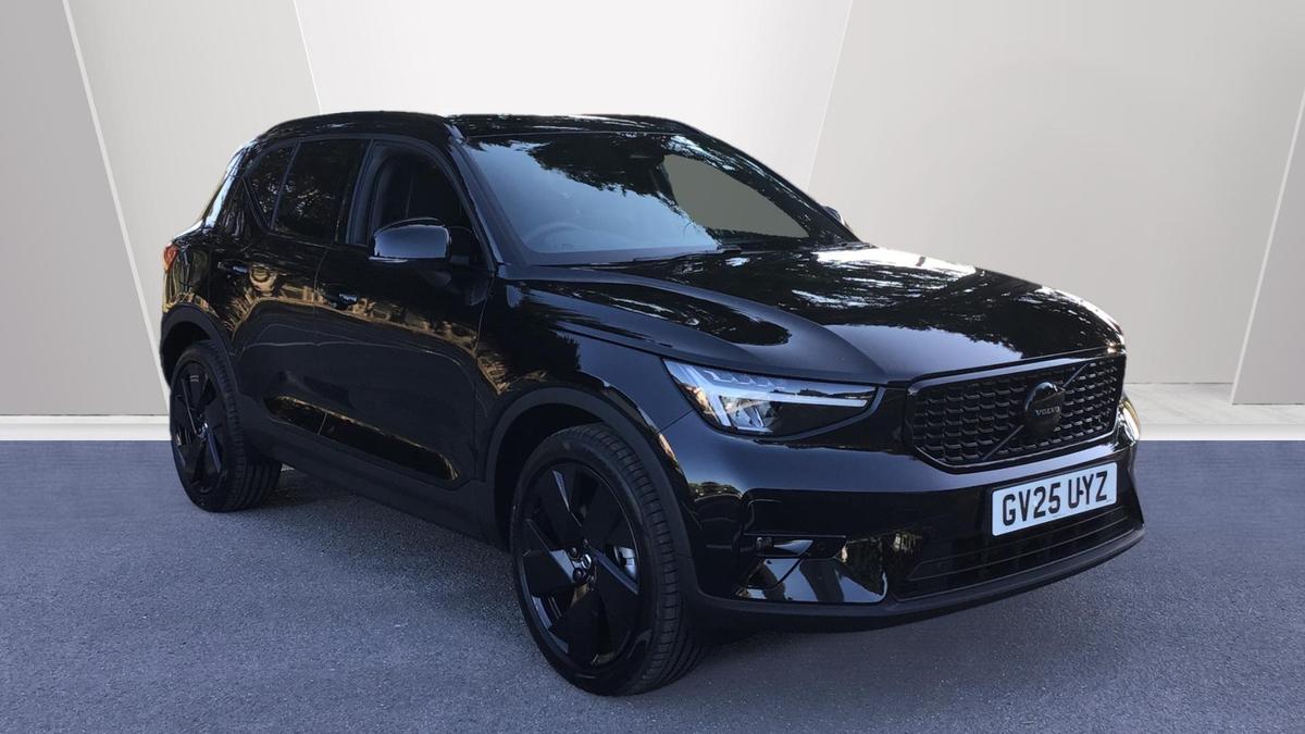 Main listing image - Volvo XC40