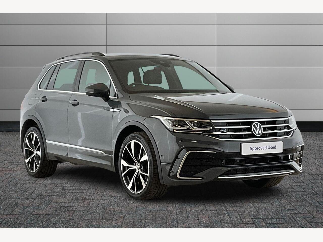Main listing image - Volkswagen Touareg