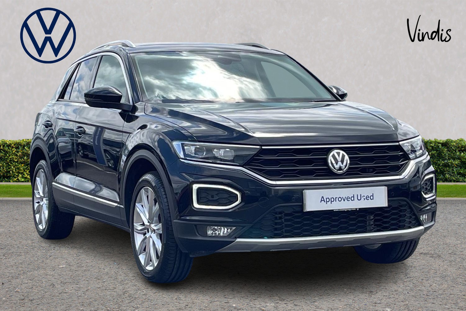Main listing image - Volkswagen T-Roc