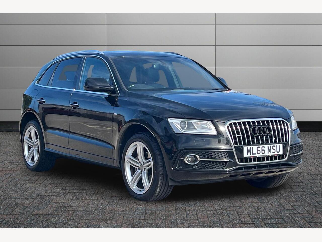 Main listing image - Audi Q5