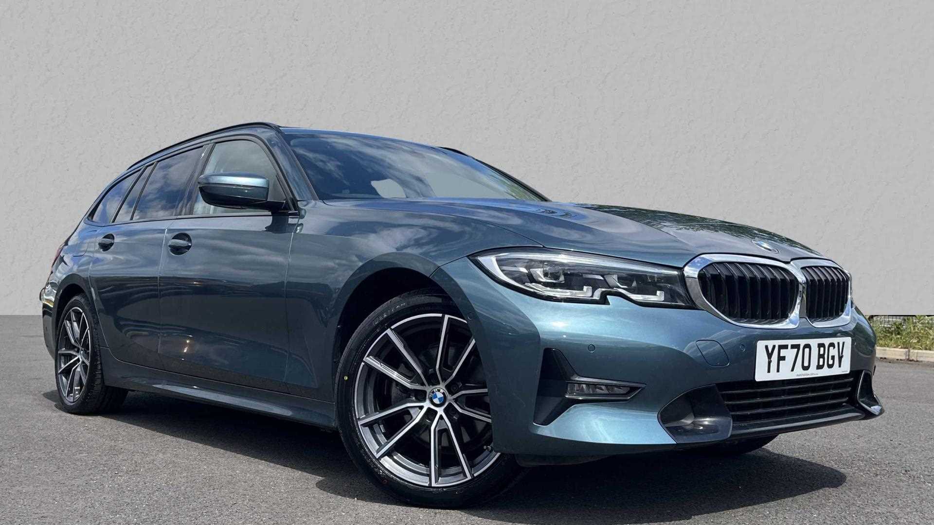 Main listing image - BMW 3 Series Touring