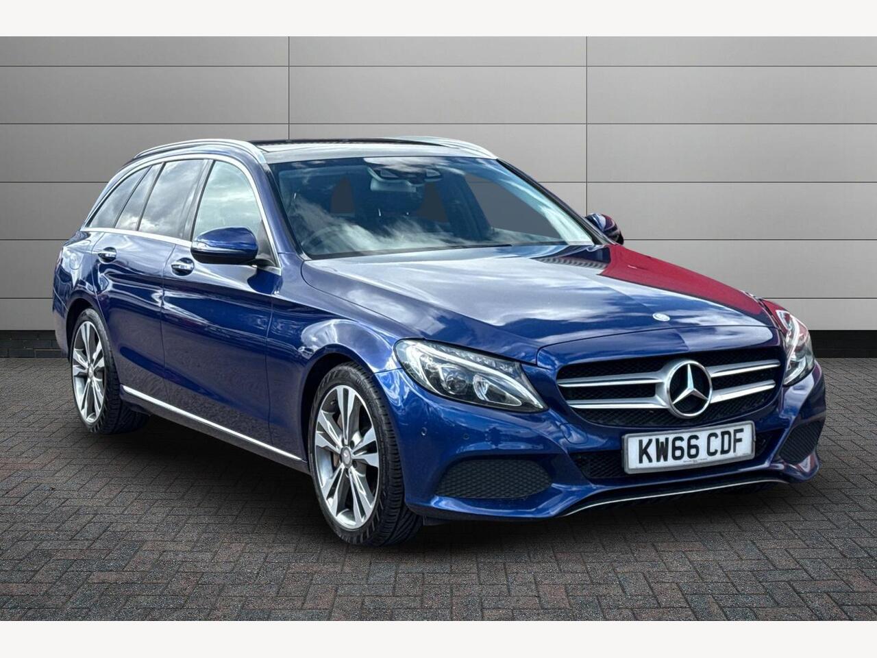 Main listing image - Mercedes-Benz C-Class Estate