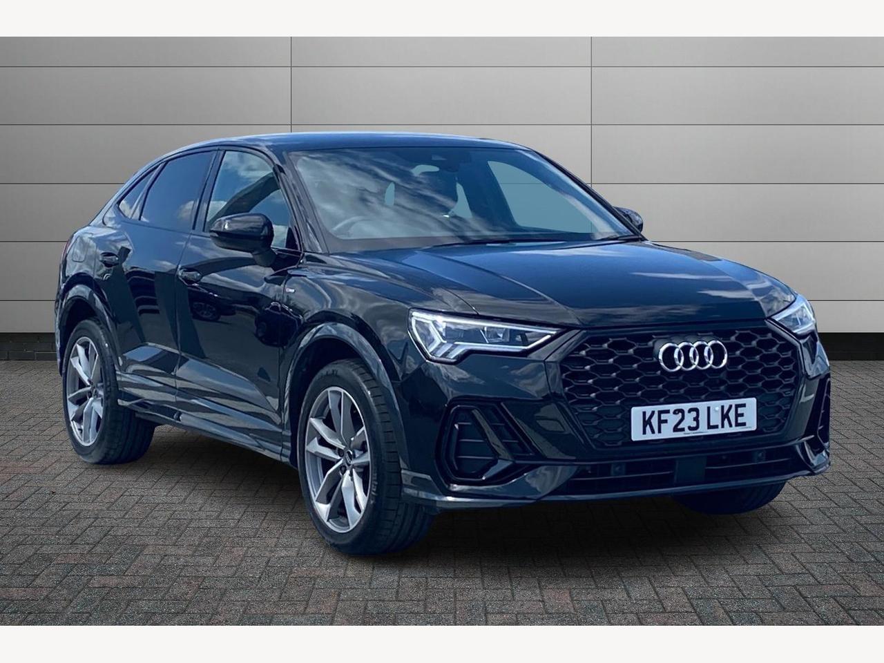 Main listing image - Audi Q3