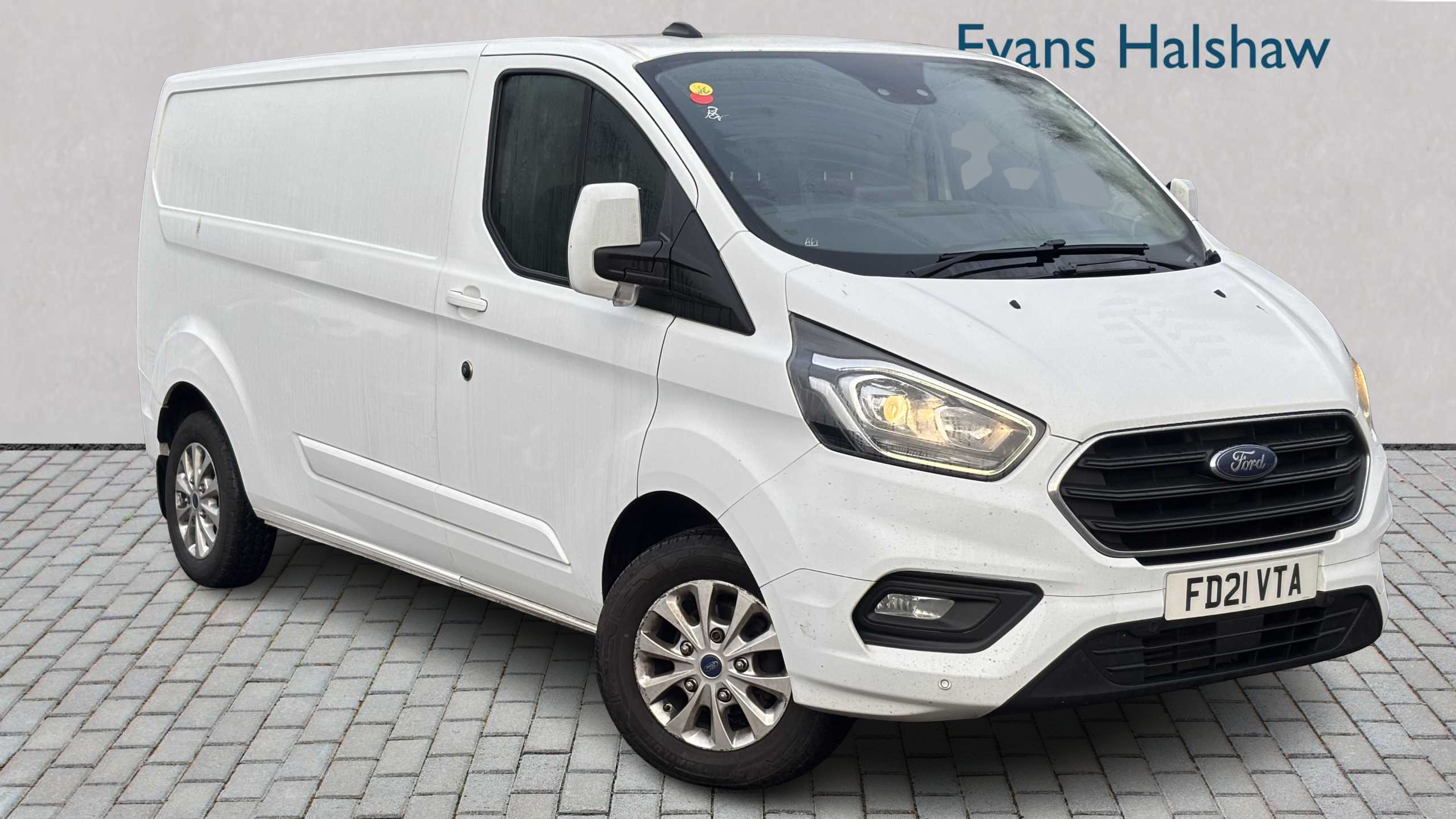 Main listing image - Ford Transit Custom