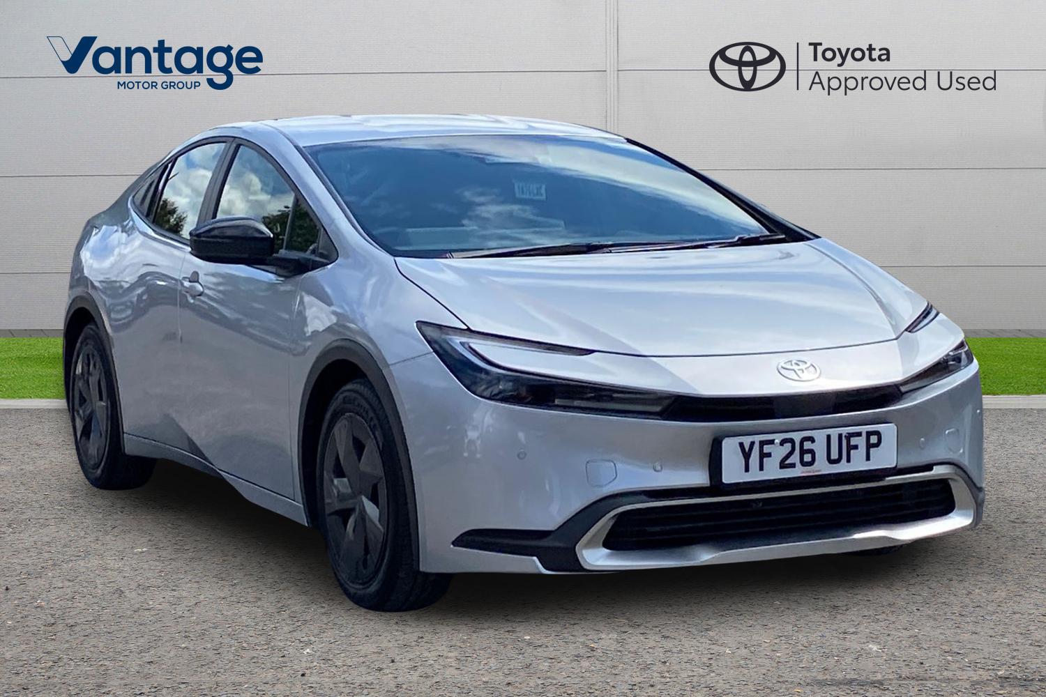 Main listing image - Toyota Prius