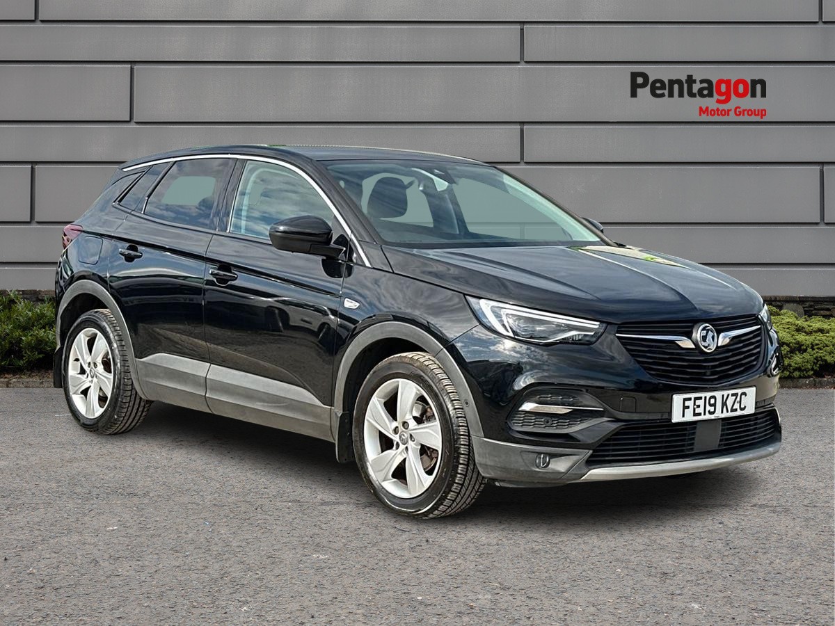 Main listing image - Vauxhall Grandland X