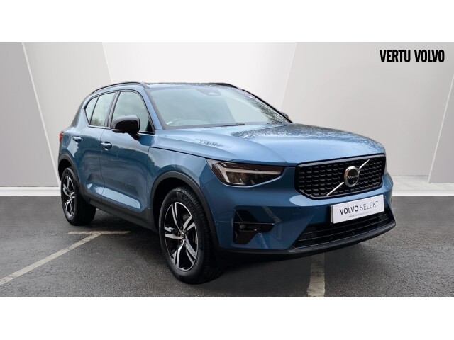 Main listing image - Volvo XC40